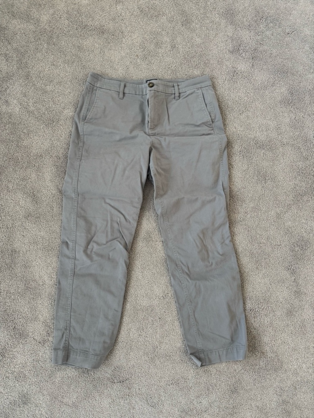 J. Crew Men's Light Gray Chino Pants